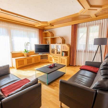 Apartments Saasunia Chambre photo